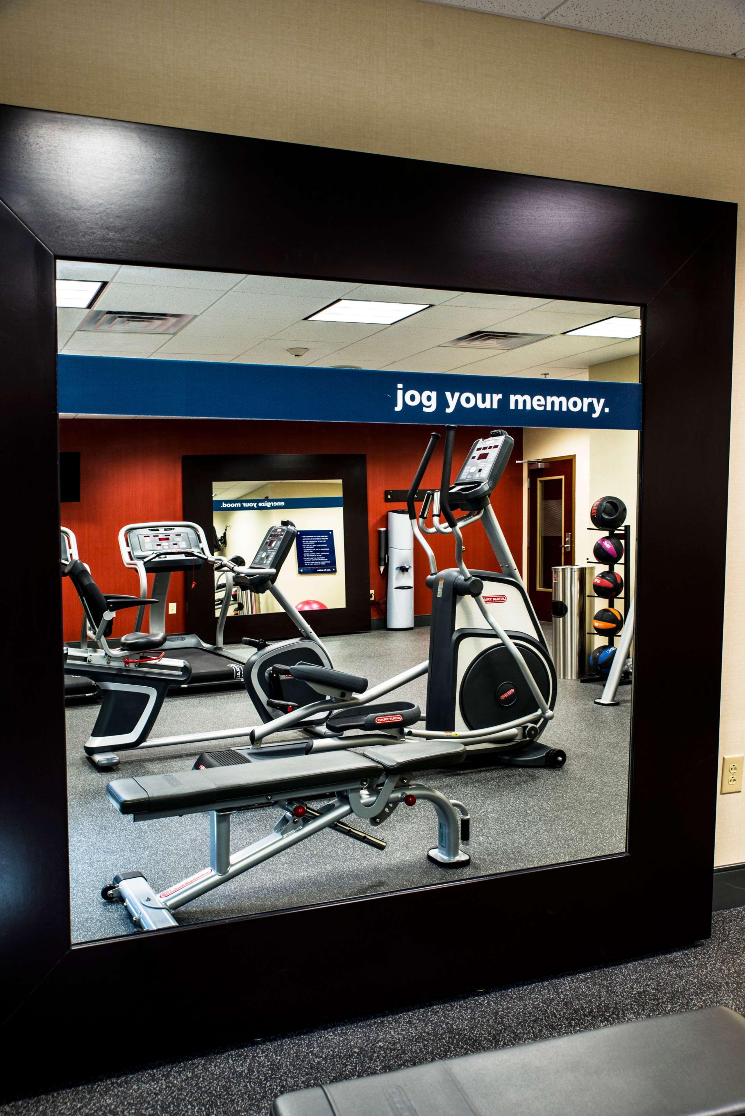 Hampton Inn Фолеи Екстериор снимка