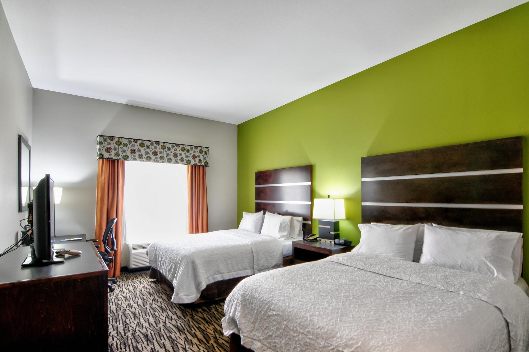 Hampton Inn Фолеи Екстериор снимка