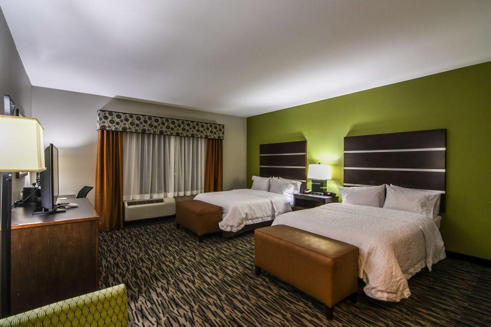 Hampton Inn Фолеи Екстериор снимка