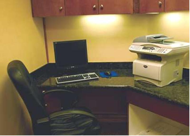 Hampton Inn Фолеи Екстериор снимка